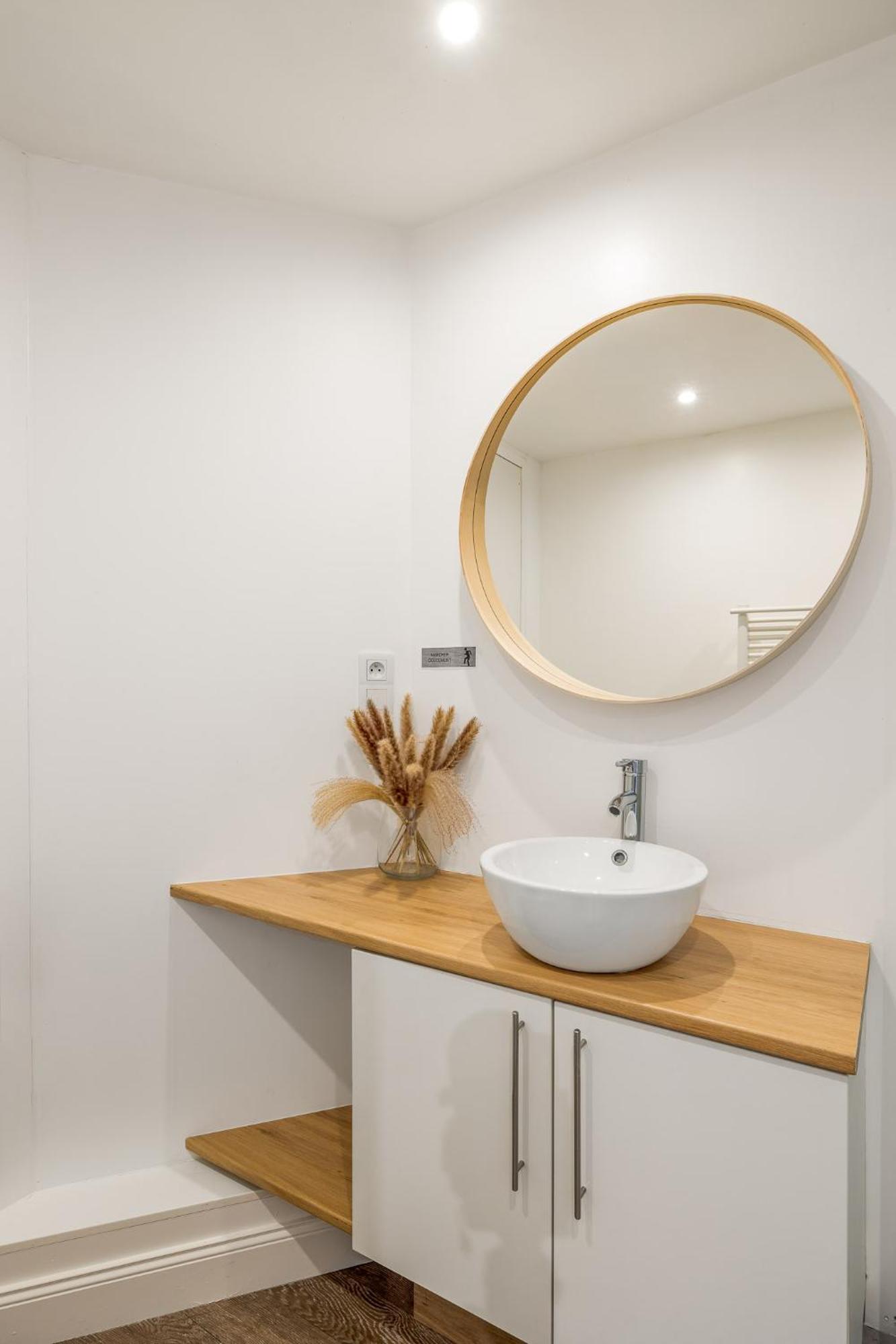 Cosne-sur-Loire Maya Appartements & Suites מראה חיצוני תמונה